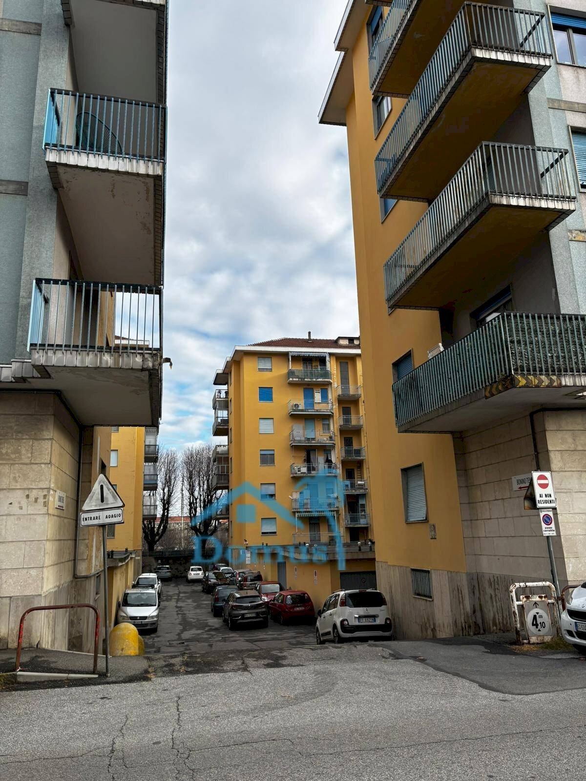 Foto 1 - Locale Commerciale Via Agnelli
 
3, Pinerolo - foto 1