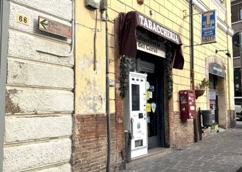 Foto 2 - Locale Commerciale CORSO DELLA REPUBBLICA, Fabriano - foto 2