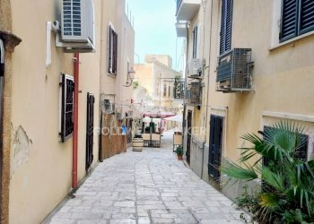 Foto 1 - Bilocale Vico Rischinieri
 
1, Brindisi - foto 1