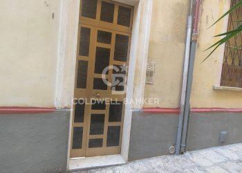 Foto 2 - Bilocale Vico Rischinieri
 
1, Brindisi - foto 2