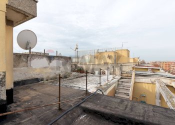 Edificio all\'aperto - Attico Viale Vasco De Gama
 
115, Roma - foto 7