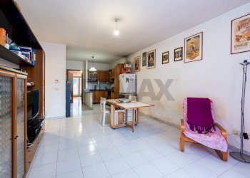 Soggiorno - Villa Bifamiliare Via Della Verbena
 
17, Roma - foto 1