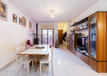 Sala da pranzo - Villa Bifamiliare Via Della Verbena
 
17, Roma - foto 4
