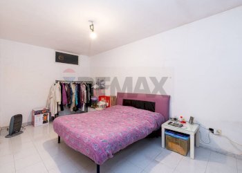 Camera / camera da letto - Villa Bifamiliare Via Della Verbena
 
17, Roma - foto 15