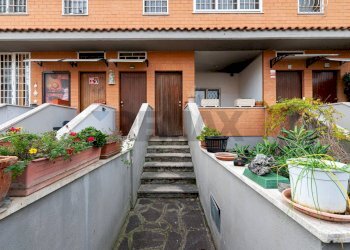 Casa all\'aperto - Villa Bifamiliare Via Della Verbena
 
17, Roma - foto 25