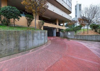 Edificio all\'aperto - Box via francesca bertini
 
43, Roma - foto 11