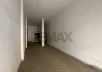 Hall / corridoio - Locale Commerciale Santeramo in Colle - foto 8