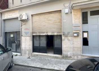 Edificio all\'aperto - Locale Commerciale Santeramo in Colle - foto 9