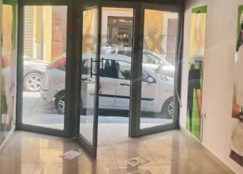 Ricezione / Lobby - Locale Commerciale Via Umberto I
 
95, Niscemi - foto 2