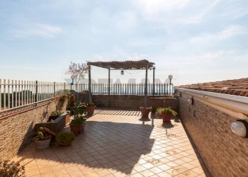 Terrazza - Attico Via Brigadiere Salvatore Di Stefano
 
6/A, Catania - foto 1