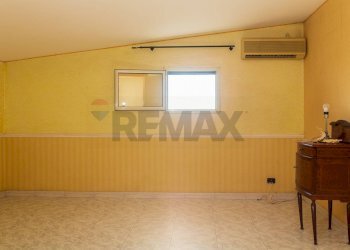 Stanza vuota - Attico Via Brigadiere Salvatore Di Stefano
 
6/A, Catania - foto 17