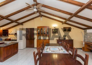 Sala da pranzo - Attic Via Spiaggia
 
119, Mascali - photo 9