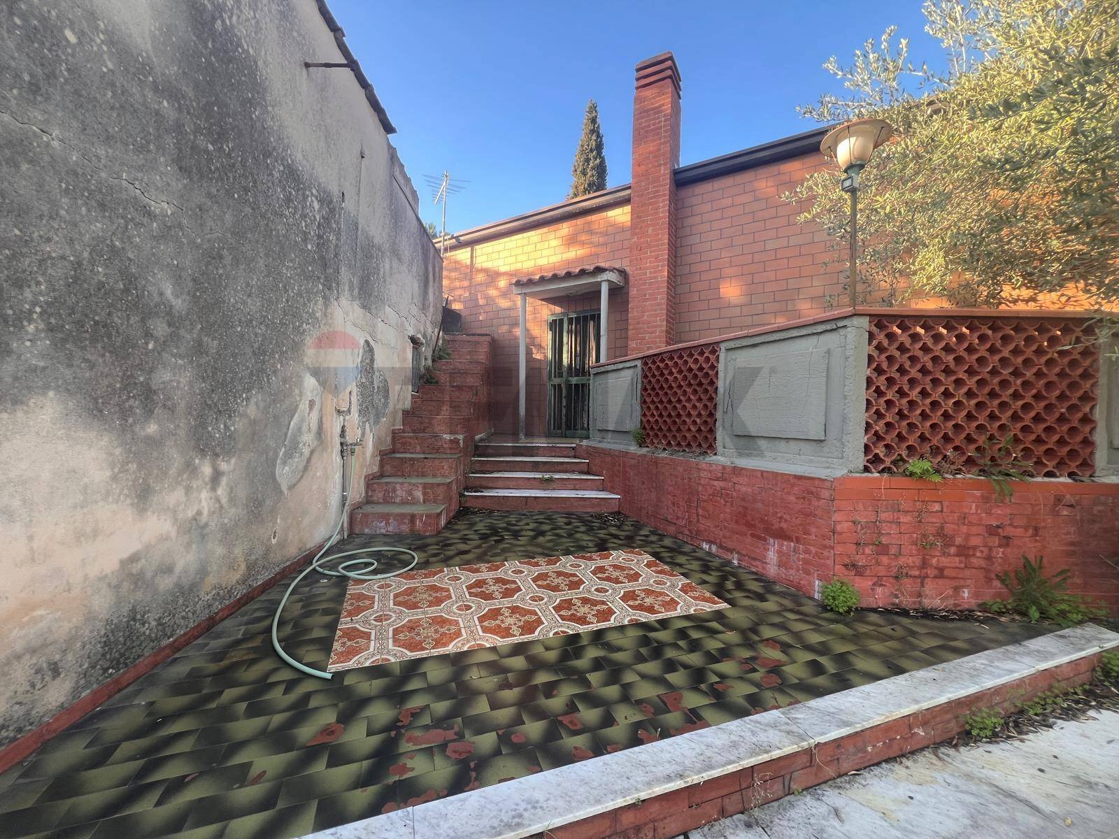 Casa all\'aperto - Casa indipendente Via Roma
 
199, San Pietro Clarenza - foto 3