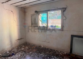 Stanza vuota - Casa indipendente Via Roma
 
199, San Pietro Clarenza - foto 16