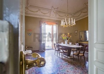 Sala da pranzo - Casa indipendente Via Gemma
 
41, Biancavilla - foto 15