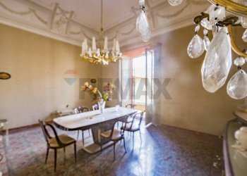 Sala da pranzo - Casa indipendente Via Gemma
 
41, Biancavilla - foto 20