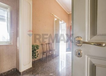 Hall / corridoio - Casa indipendente Via Gemma
 
41, Biancavilla - foto 23