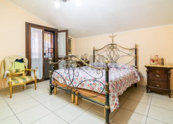 Camera / camera da letto - Villa Via del Pozzo
 
21/A, San Giovanni la Punta - foto 9