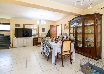 Sala da pranzo - Villa Via del Pozzo
 
21/A, San Giovanni la Punta - foto 28