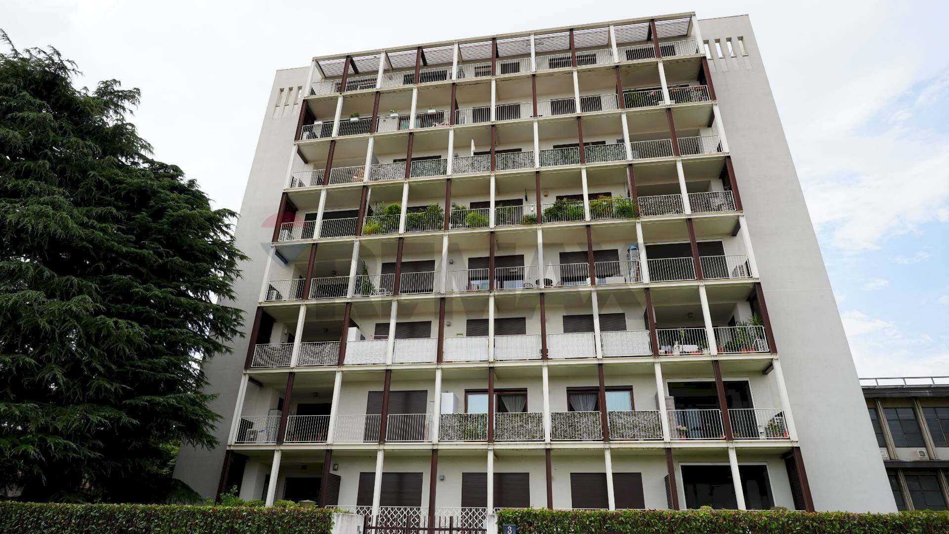 Edificio all\'aperto - Bilocale Via Emilio Treves
 
3, Milano - foto 2