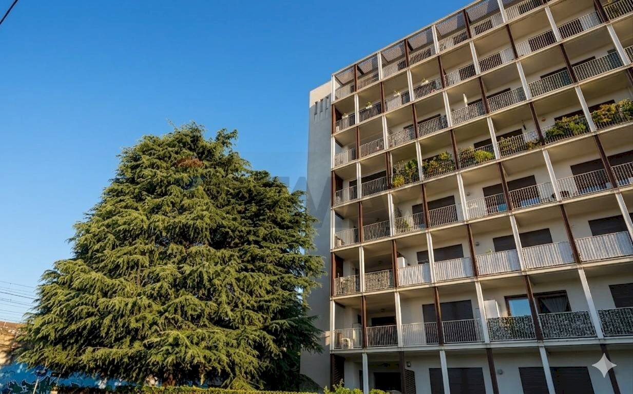 Edificio all\'aperto - Bilocale Via Emilio Treves
 
3, Milano - foto 1