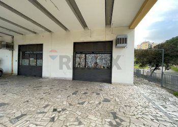 Terrazza - Commercial Premises CONTRADA RALLA VIA NAZIONALE
 
SNC, Corigliano-Rossano - photo 2
