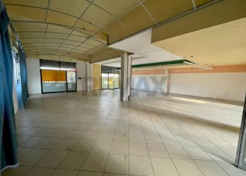 Terrazza - Commercial Premises CONTRADA RALLA VIA NAZIONALE
 
SNC, Corigliano-Rossano - photo 8