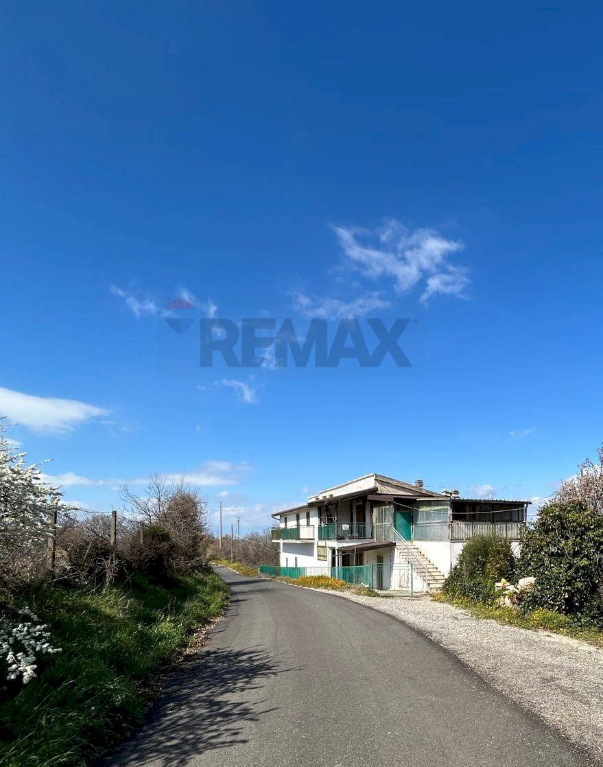 Casa all\'aperto - Rustico Contrada Serra di Zotto
 
snc, Santa Sofia D'Epiro - foto 3