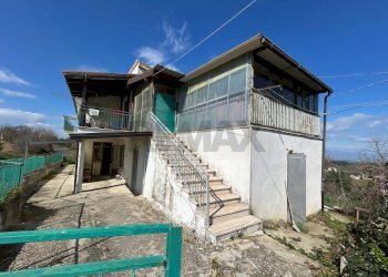 Casa all\'aperto - Rustico Contrada Serra di Zotto
 
snc, Santa Sofia D'Epiro - foto 4