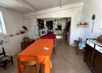 Sala da pranzo - Rustico Contrada Serra di Zotto
 
snc, Santa Sofia D'Epiro - foto 12