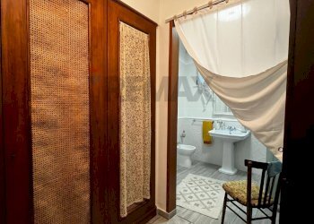 Hall / corridoio - Casa indipendente via San Bernardino
 
2, Corigliano-Rossano - foto 13