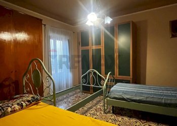 Camera / camera da letto - Casa indipendente via San Bernardino
 
2, Corigliano-Rossano - foto 23