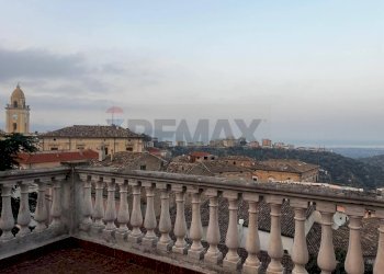 Balcone - Casa indipendente via San Bernardino
 
2, Corigliano-Rossano - foto 25