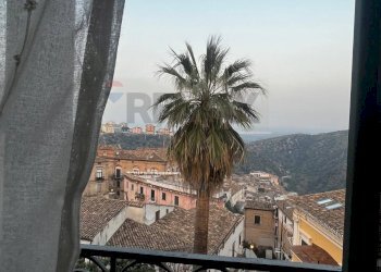 Balcone - Casa indipendente via San Bernardino
 
2, Corigliano-Rossano - foto 31
