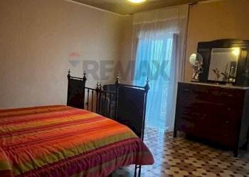 Camera / camera da letto - Casa indipendente via San Bernardino
 
2, Corigliano-Rossano - foto 50