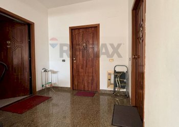 Hall / corridoio - Casa indipendente Via Vieste
40, Corigliano-Rossano - foto 10