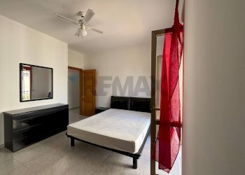 Camera / camera da letto - Casa indipendente Via Vieste
40, Corigliano-Rossano - foto 17