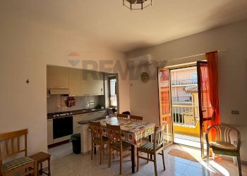 Sala da pranzo - Casa indipendente Via Vieste
40, Corigliano-Rossano - foto 22
