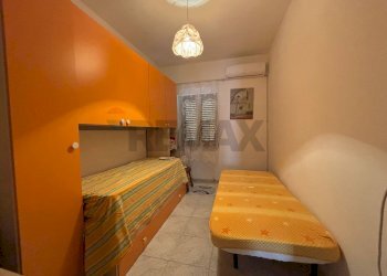 Camera / camera da letto - Casa indipendente Via Vieste
40, Corigliano-Rossano - foto 41