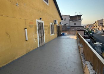 Terrazza - Casa indipendente Via Vieste
40, Corigliano-Rossano - foto 44