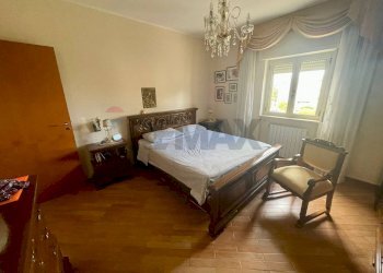 Camera / camera da letto - Appartamento via della Stampa
 
25, Corigliano-Rossano - foto 18