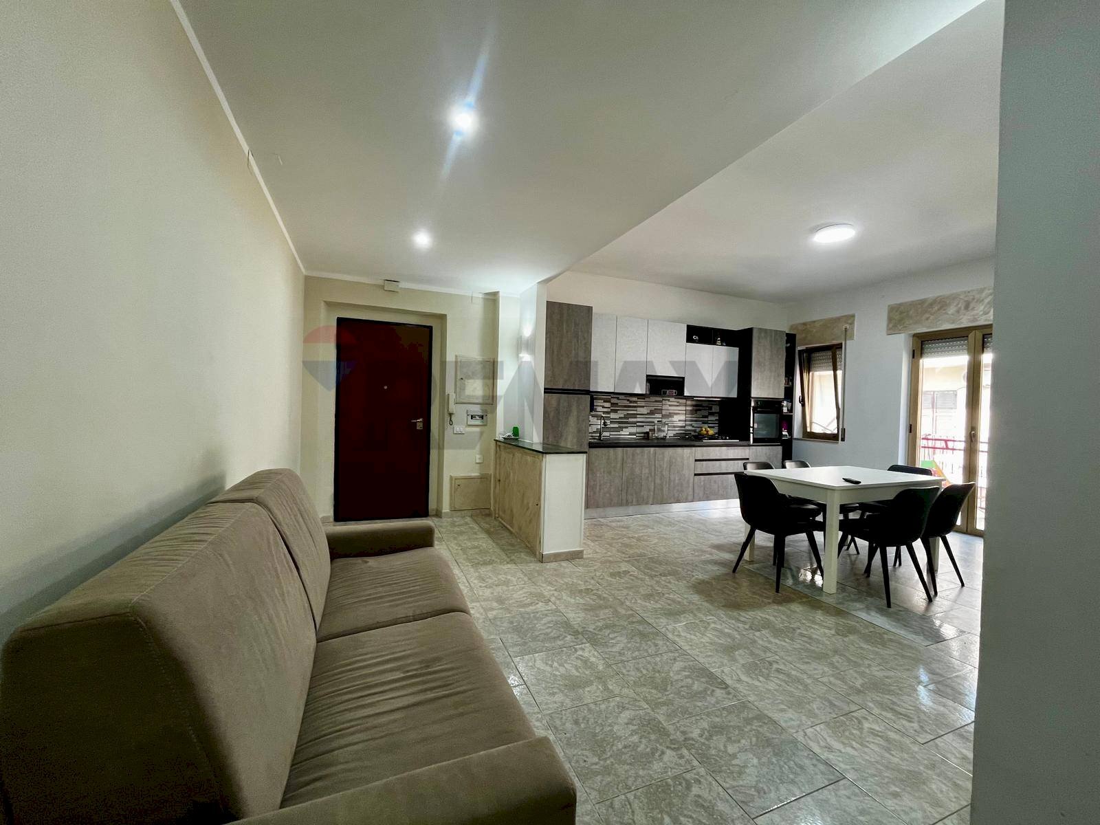 Sala da pranzo - Appartamento via Ettore Majorana
 
6, Corigliano-Rossano - foto 2