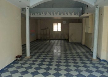 Stanza vuota - Negozio via Dante Alighieri
 
50, Corigliano-Rossano - foto 1