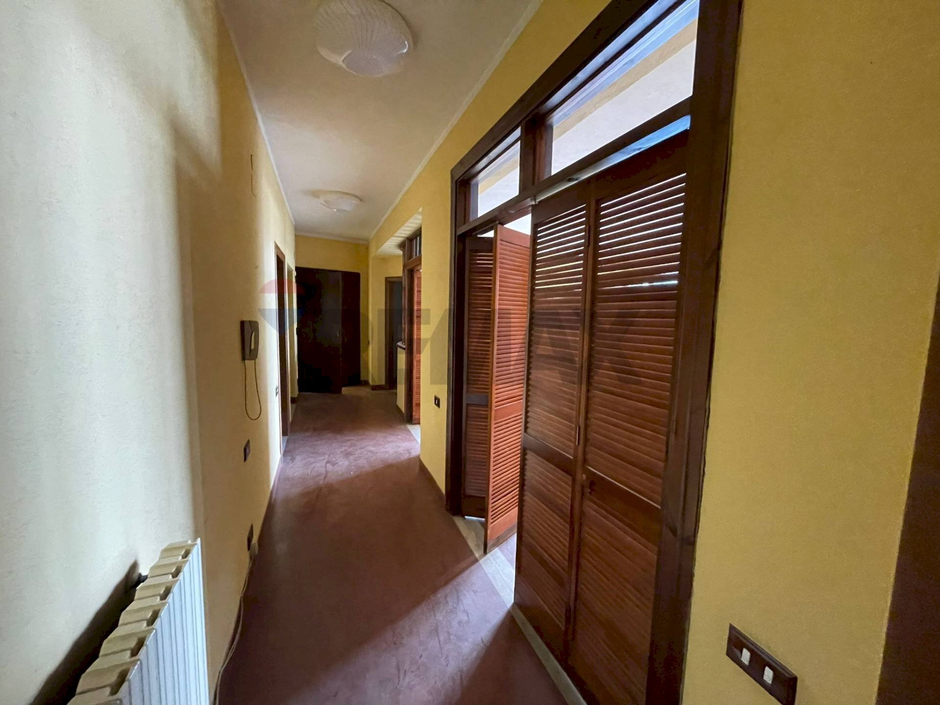 Hall / corridoio - Appartamento Via Matermare
 
42, San Cosmo Albanese - foto 3