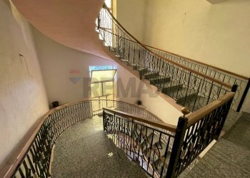 Scale - Appartamento Via Matermare
 
42, San Cosmo Albanese - foto 20