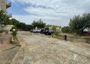 Giardino - Appartamento Via Matermare
 
42, San Cosmo Albanese - foto 3