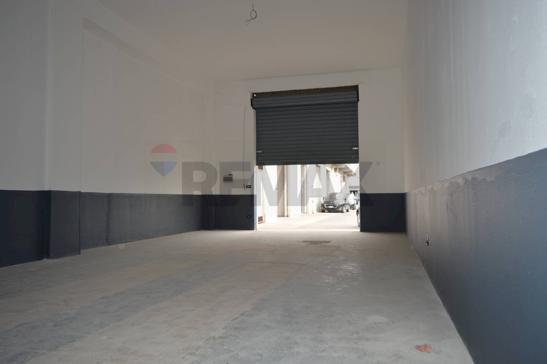 Parcheggio - Commercial Premises Via Provinciale
 
105, Corigliano-Rossano - photo 3