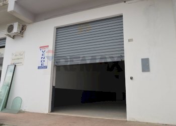 Edificio all\'aperto - Commercial Premises Via Provinciale
 
105, Corigliano-Rossano - photo 10