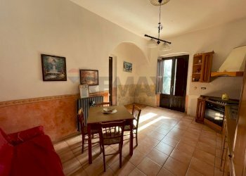 Sala da pranzo - Semi-detached Villa Ospizio
 
45, Corigliano-Rossano - photo 3
