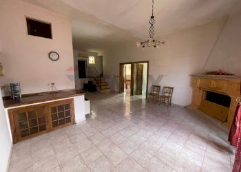 Soggiorno - Semi-detached Villa Ospizio
 
45, Corigliano-Rossano - photo 14